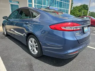 Ford Fusion 2018 SE 4dr Sedan