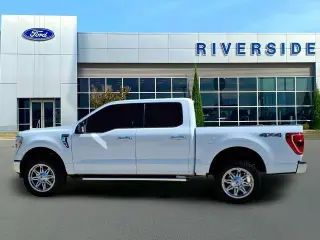 Ford F-150 2023 4x4 Lariat 4dr SuperCrew 5.5 ft. SB