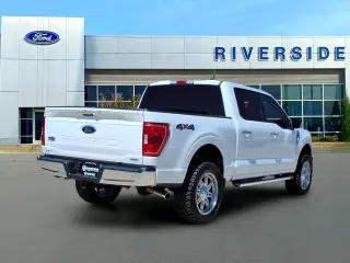 Ford F-150 2023 4x4 Lariat 4dr SuperCrew 5.5 ft. SB