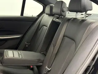 BMW 3 Series 2025 AWD 330i xDrive 4dr Sedan