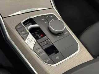 BMW 3 Series 2025 AWD 330i xDrive 4dr Sedan