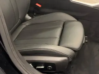 BMW 3 Series 2025 AWD 330i xDrive 4dr Sedan