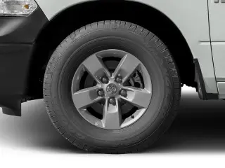 Ram 1500 2017 4x2 Tradesman 2dr Regular Cab 8 ft. LB Pickup