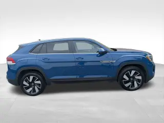 Volkswagen Atlas Cross Sport 2026 AWD SE 4Motion 4dr SUV w/Technology