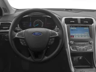 Ford Fusion 2017 SE 4dr Sedan