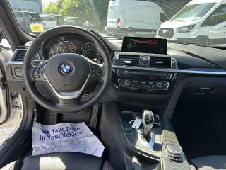 BMW 3 Series 2016 AWD 328i xDrive 4dr Sedan SULEV