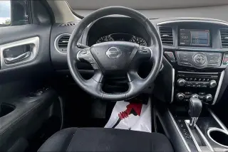 Nissan Pathfinder 2016 4x4 S 4dr SUV
