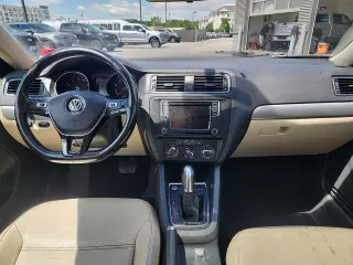 Volkswagen Jetta 2017 1.4T SE 4dr Sedan 6A