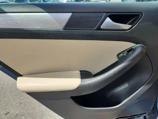 Volkswagen Jetta 2017 1.4T SE 4dr Sedan 6A