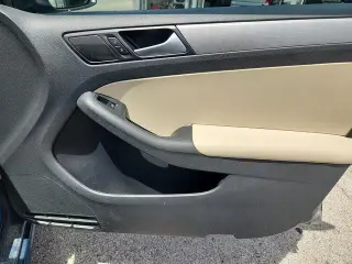 Volkswagen Jetta 2017 1.4T SE 4dr Sedan 6A