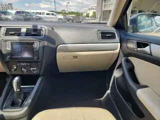 Volkswagen Jetta 2017 1.4T SE 4dr Sedan 6A