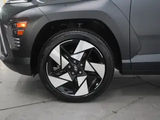 Hyundai KONA 2025 AWD Limited 4dr Crossover