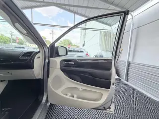 2015 Chrysler Town & Country
