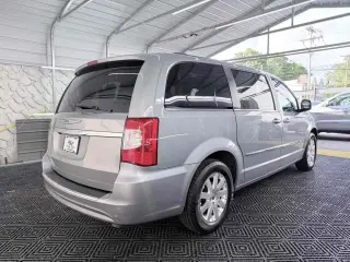 2015 Chrysler Town & Country