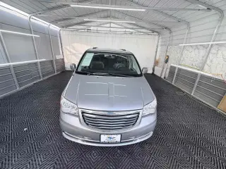 2015 Chrysler Town & Country