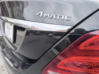 2015 Mercedes-Benz C 300 4MATIC Sedan