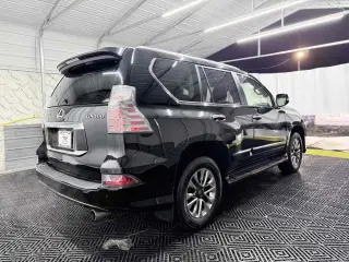 2017 Lexus GX 460