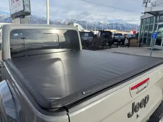 2022 Jeep Gladiator