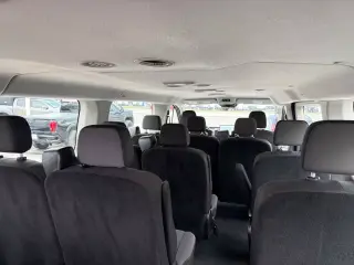 2023 Ford Transit Passenger Wagon XLT