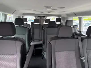 2023 Ford Transit Passenger Wagon XLT