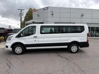 2023 Ford Transit Passenger Wagon XLT
