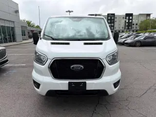 2023 Ford Transit Passenger Wagon XLT