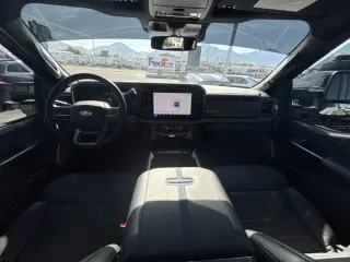2025 Ford Super Duty F-350 SRW Platinum