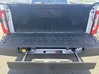 2025 Ford Super Duty F-350 SRW Platinum