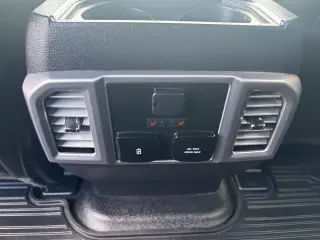 2017 Ford Super Duty F-350 SRW Platinum