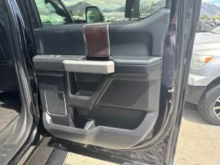 2017 Ford Super Duty F-350 SRW Platinum