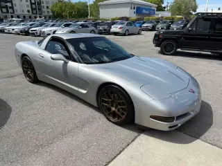 2004 Chevrolet Corvette