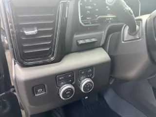2025 GMC Sierra 2500HD AT4X