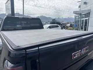 2025 GMC Sierra 2500HD AT4X