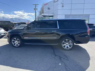 2019 Cadillac Escalade ESV Premium Luxury