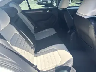 2016 Volkswagen Jetta Sedan 1.8T Sport