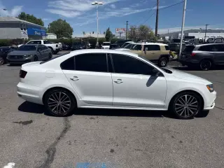 2016 Volkswagen Jetta Sedan 1.8T Sport