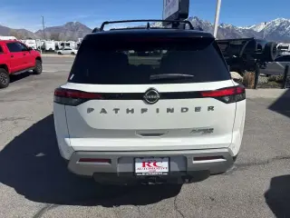 2022 Nissan Pathfinder
