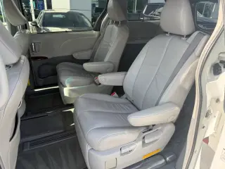 2011 Toyota Sienna