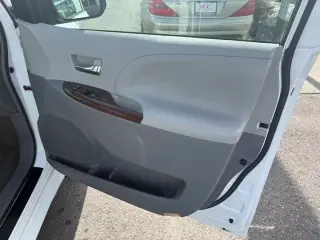 2011 Toyota Sienna