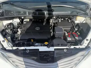 2011 Toyota Sienna