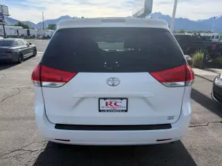 2011 Toyota Sienna