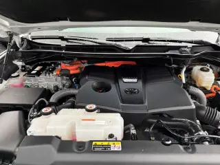 2022 Toyota Tundra 4WD Limited Hybrid