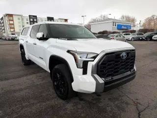 2022 Toyota Tundra 4WD Limited Hybrid