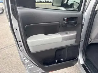 2013 Toyota Tundra 4WD Truck