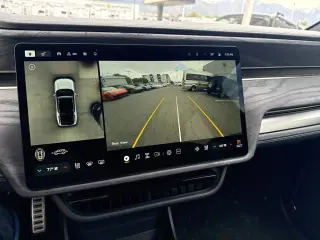 2022 Rivian R1S Launch Edition