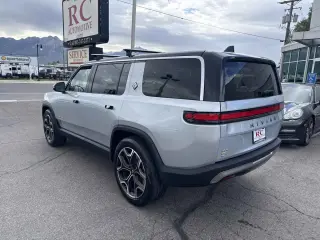 2022 Rivian R1S Launch Edition