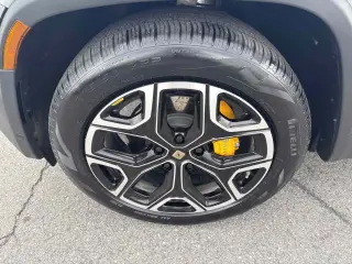2022 Rivian R1S Launch Edition