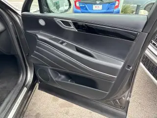 2025 Genesis GV80
