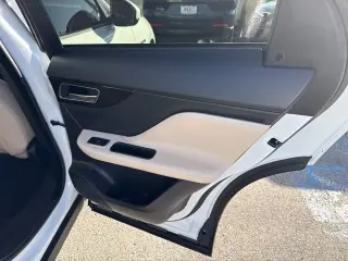 2018 Jaguar F-PACE 25t Premium