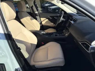 2018 Jaguar F-PACE 25t Premium
